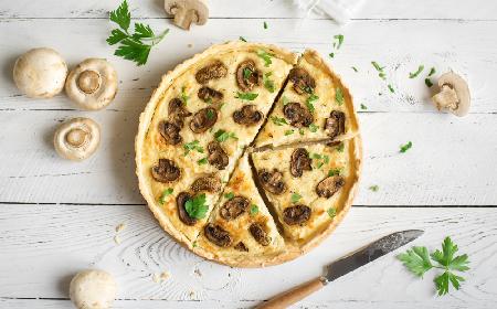 Tarta z pieczarkami - pyszna, niedroga, efektowna