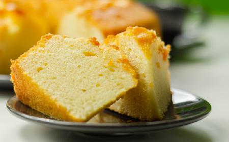 Ciasto bezglutenowe na Wielkanoc - przepis na puszystą babę piaskową
